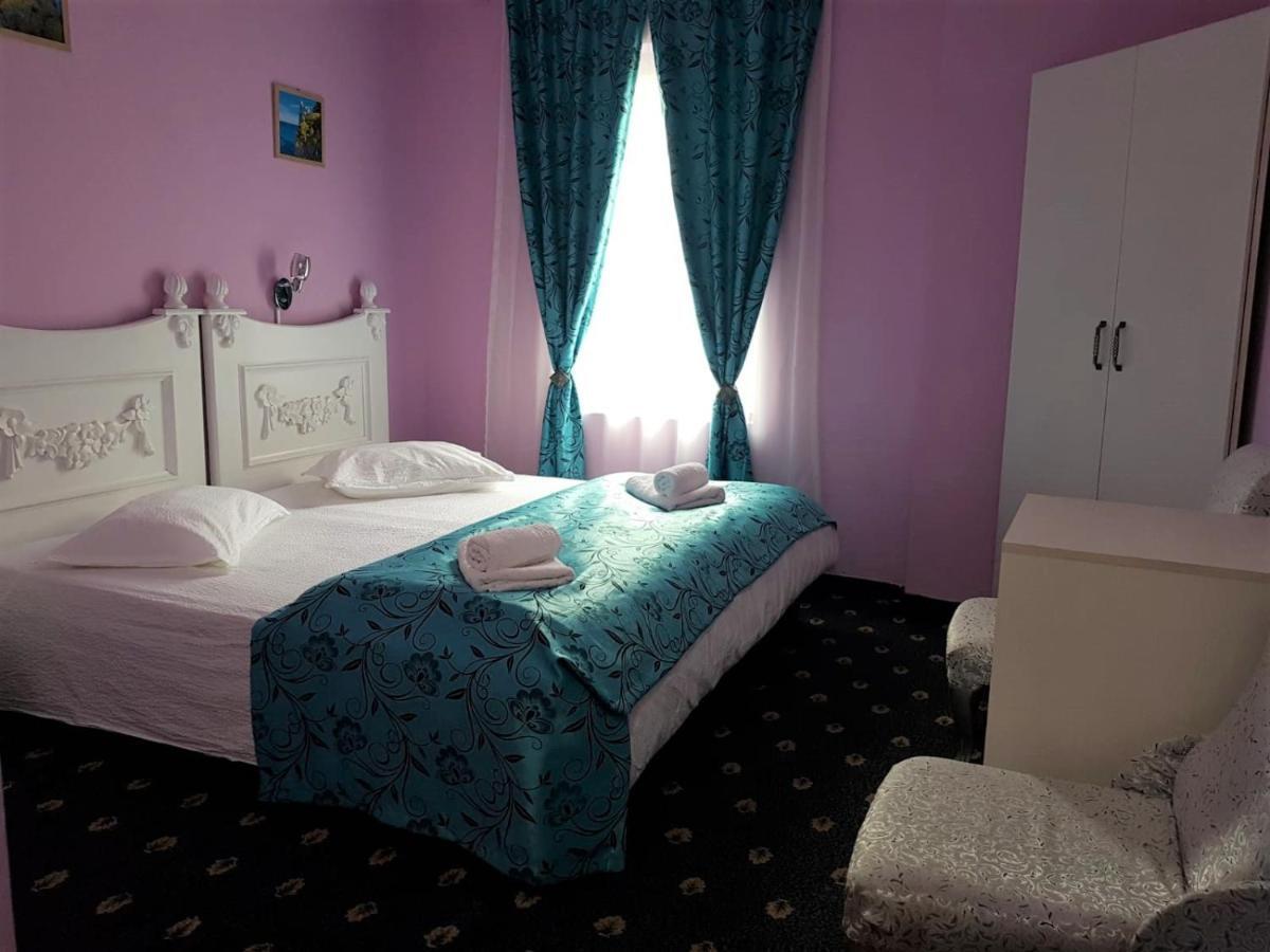 Hotel Darosy Арад Экстерьер фото